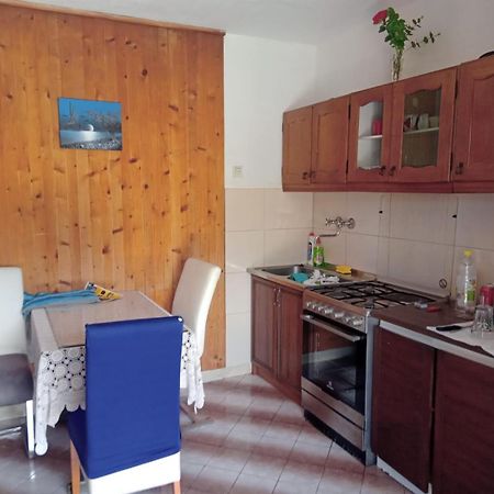 Apartments Nikola Пучишча Екстериор снимка